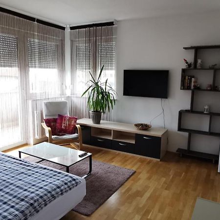 Apartment Daphnia Zagreb Habitación foto