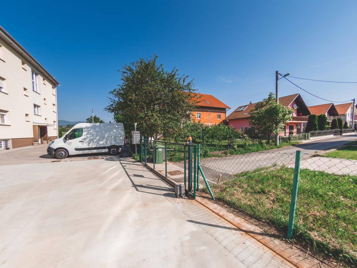 Apartment Daphnia Zagreb Exterior foto