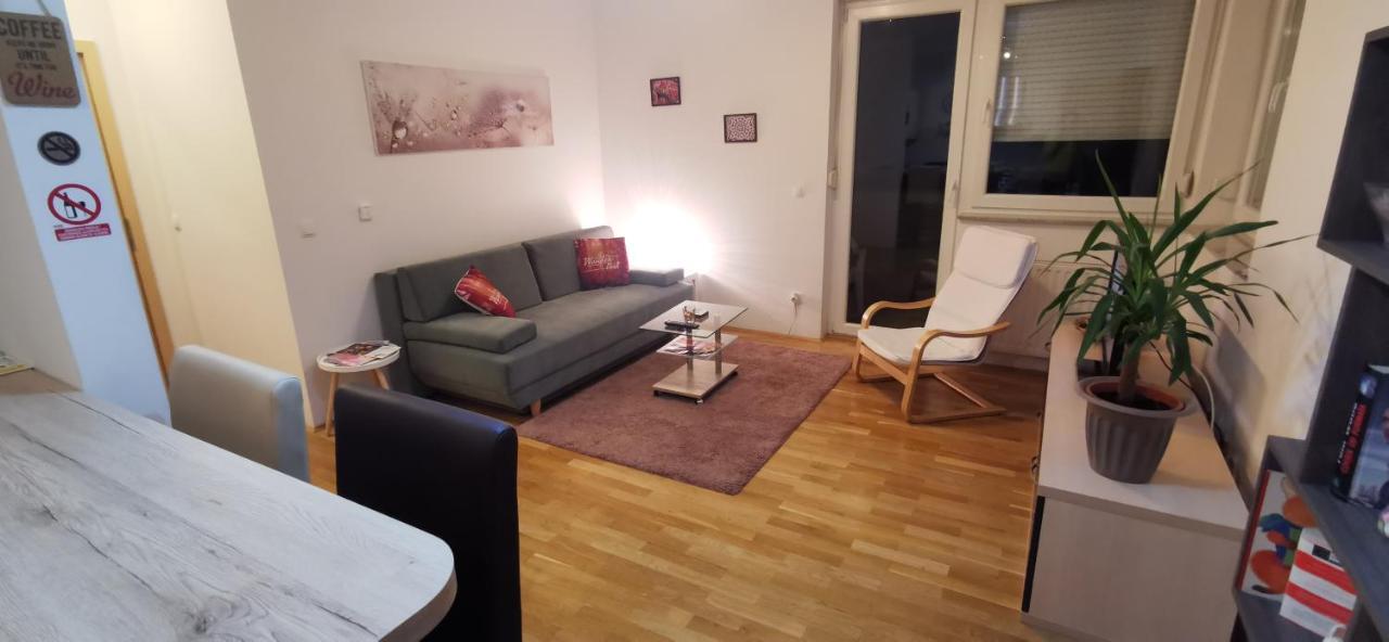 Apartment Daphnia Zagreb Exterior foto